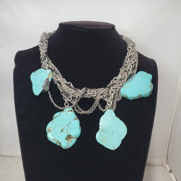 Banana Republic silver chain turquoise stone necklace - Picture 3 of 8
